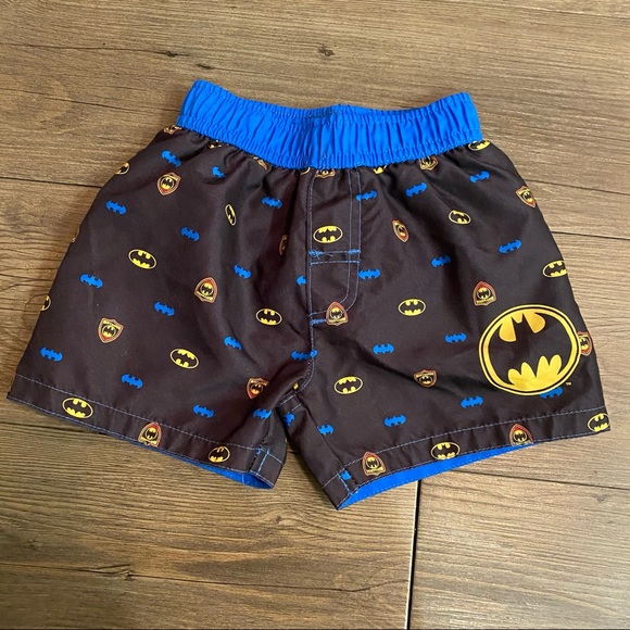Bundle of 2 boys' swim trunks Size 12m & 18m - Picture 2 of 8